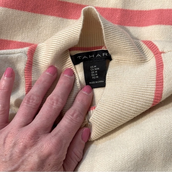 Tahari Striped Mock Turtleneck Sweater Medium - Picture 5 of 6